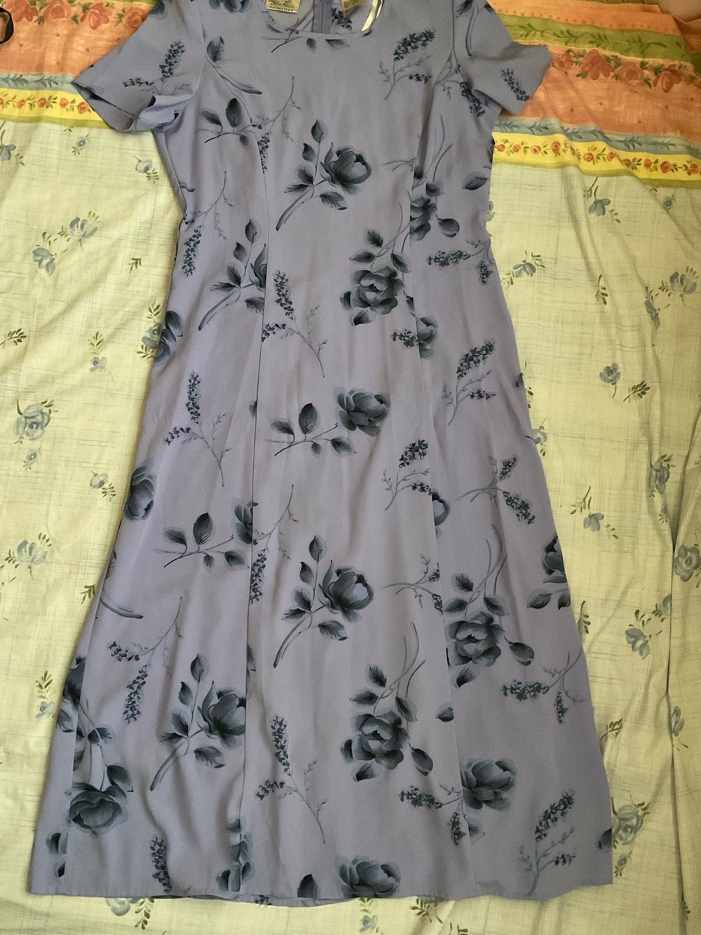 🐥Kathie Lee Collection Lavender Floral Maxi Dress